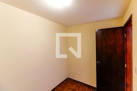 Casa à venda com 140m², 3 quartos e 2 vagasQuarto de Serviço