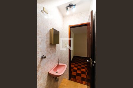 Casa à venda com 140m², 3 quartos e 2 vagasLavabo