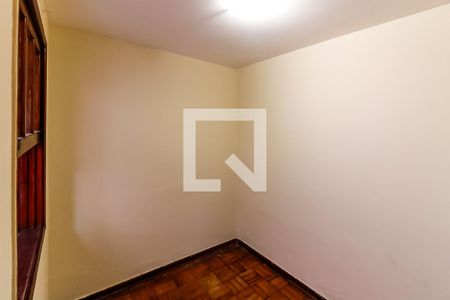 Casa à venda com 140m², 3 quartos e 2 vagasQuarto de Serviço