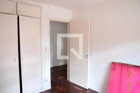 Casa de condomínio para alugar com 237m², 4 quartos e 2 vagasQuarto 2 