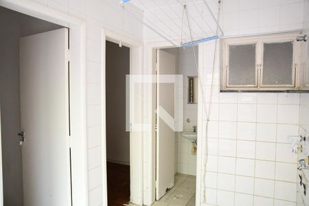 Casa de condomínio para alugar com 237m², 4 quartos e 2 vagasÁrea de serviço