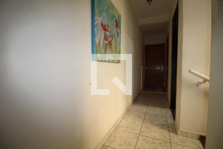Casa à venda com 227m², 4 quartos e 4 vagasCorredor