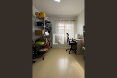 Casa à venda com 190m², 4 quartos e 3 vagas Casa à venda com 190m², 4 quartos e 3 vagasQuarto 2