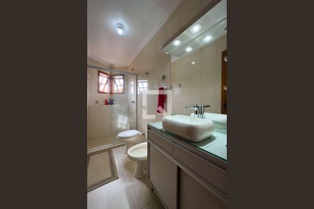 Casa à venda com 190m², 4 quartos e 3 vagas Casa à venda com 190m², 4 quartos e 3 vagasBanheiro Social