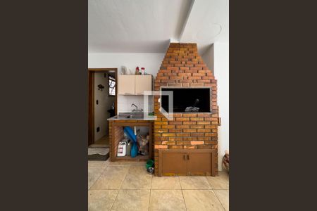 Casa à venda com 190m², 4 quartos e 3 vagas Casa à venda com 190m², 4 quartos e 3 vagasChurrasqueira