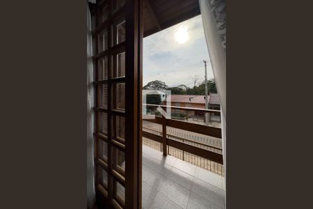 Casa à venda com 190m², 4 quartos e 3 vagas Casa à venda com 190m², 4 quartos e 3 vagasSuíte