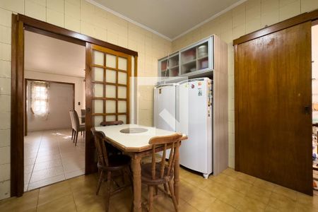 Casa à venda com 190m², 4 quartos e 3 vagas Casa à venda com 190m², 4 quartos e 3 vagasCozinha