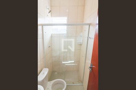 Banheiro de casa para alugar com 1 quarto, 25m² em Jardim das Esmeraldas, São Paulo