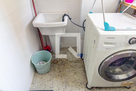 Apartamento à venda com 42m², 1 quarto e sem vaga Apartamento à venda com 42m², 1 quarto e sem vagaLavanderia