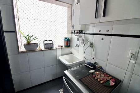 Apartamento à venda com 224m², 5 quartos e 2 vagas Apartamento à venda com 224m², 5 quartos e 2 vagasÁrea de Serviço