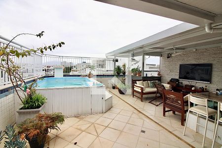 Apartamento à venda com 224m², 5 quartos e 2 vagas Apartamento à venda com 224m², 5 quartos e 2 vagasPiscina