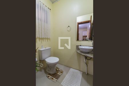 Lavabo de casa para alugar com 3 quartos, 100m² em Jardim Itu Sabará, Porto Alegre