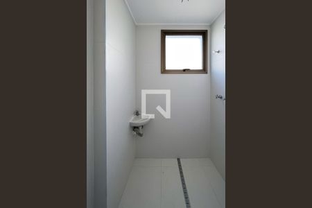 Apartamento à venda com 280m², 4 quartos e 1 vaga Apartamento à venda com 280m², 4 quartos e 1 vagaBanheiro de Serviço