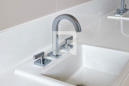 Apartamento à venda com 280m², 4 quartos e 1 vaga Apartamento à venda com 280m², 4 quartos e 1 vagaBanheiro da Suíte 2