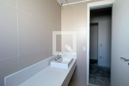 Apartamento à venda com 280m², 4 quartos e 1 vaga Apartamento à venda com 280m², 4 quartos e 1 vagaBanheiro da Suíte 4