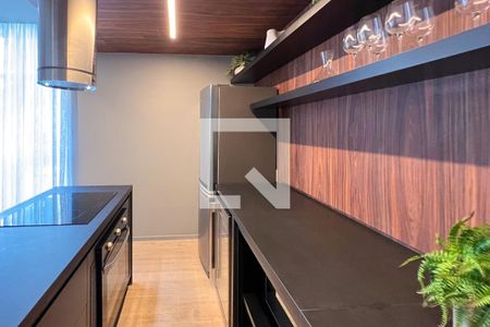 Apartamento à venda com 280m², 4 quartos e 1 vaga Apartamento à venda com 280m², 4 quartos e 1 vagaWine Bar