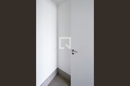 Apartamento à venda com 280m², 4 quartos e 1 vaga Apartamento à venda com 280m², 4 quartos e 1 vagaQuarto de Serviço