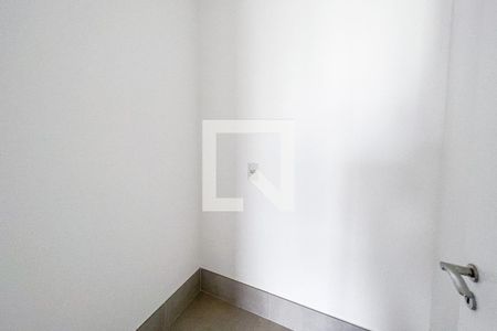 Apartamento à venda com 280m², 4 quartos e 1 vaga Apartamento à venda com 280m², 4 quartos e 1 vagaQuarto de Serviço