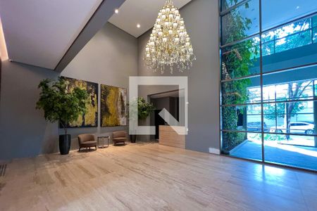 Apartamento à venda com 280m², 4 quartos e 1 vaga Apartamento à venda com 280m², 4 quartos e 1 vagaHall