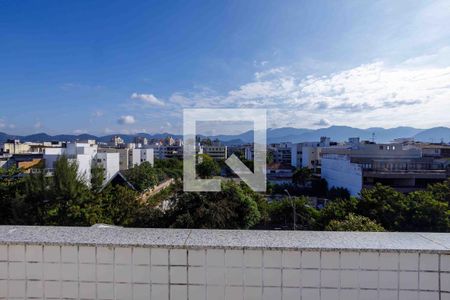 Apartamento à venda com 264m², 3 quartos e 3 vagas Apartamento à venda com 264m², 3 quartos e 3 vagasCobertura Vista