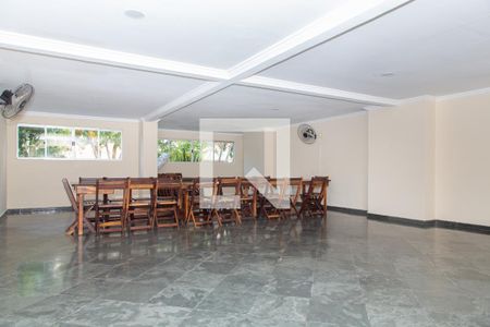 Apartamento para alugar com 60m², 1 quarto e 1 vaga Apartamento para alugar com 60m², 1 quarto e 1 vagaÁrea comum - Salão de festas