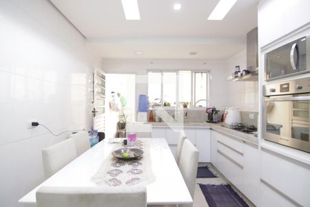 Casa à venda com 150m², 2 quartos e 2 vagasCozinha