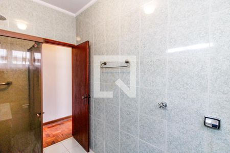 Casa à venda com 114m², 2 quartos e 2 vagasBanheiro