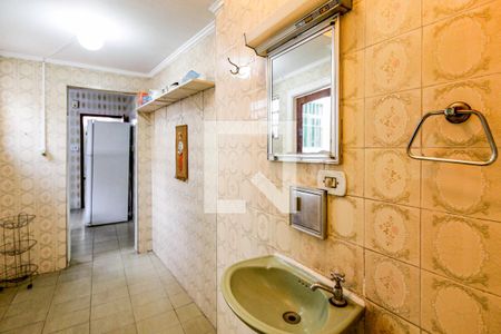 Casa à venda com 114m², 2 quartos e 2 vagasLavabo