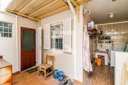 Casa à venda com 114m², 2 quartos e 2 vagasQuintal