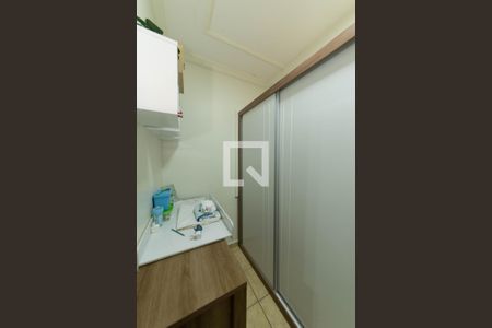 Casa à venda com 280m², 3 quartos e 3 vagas Casa à venda com 280m², 3 quartos e 3 vagasQuarto 2