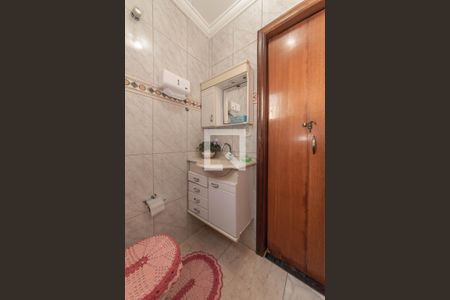 Casa à venda com 280m², 3 quartos e 3 vagas Casa à venda com 280m², 3 quartos e 3 vagasBanheiro de Serviço