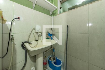 Casa à venda com 280m², 3 quartos e 3 vagas Casa à venda com 280m², 3 quartos e 3 vagasLavanderia