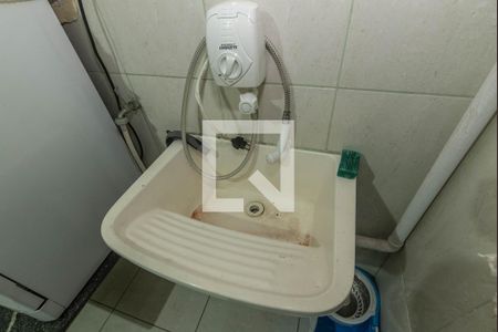 Casa à venda com 280m², 3 quartos e 3 vagas Casa à venda com 280m², 3 quartos e 3 vagasLavanderia