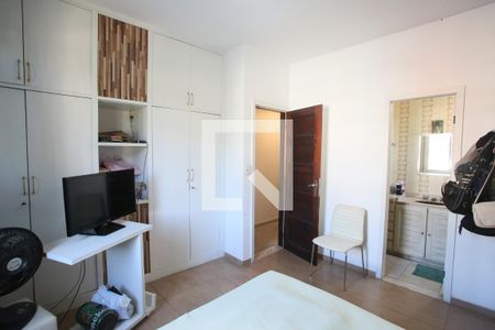 Casa à venda com 540m², 3 quartos e 4 vagas Casa à venda com 540m², 3 quartos e 4 vagasQuarto Suíte 2