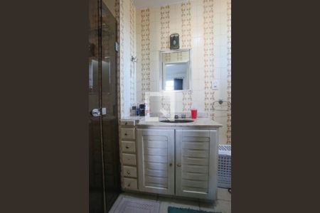 Casa à venda com 540m², 3 quartos e 4 vagas Casa à venda com 540m², 3 quartos e 4 vagasBanheiro da Suíte 2