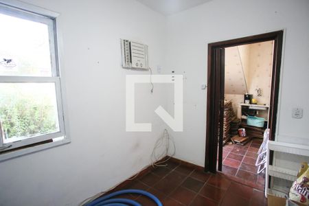 Casa à venda com 540m², 3 quartos e 4 vagas Casa à venda com 540m², 3 quartos e 4 vagasQuarto da Casa dos Fundos