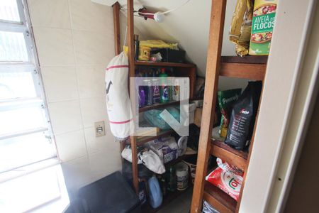 Casa à venda com 540m², 3 quartos e 4 vagas Casa à venda com 540m², 3 quartos e 4 vagasDispensa