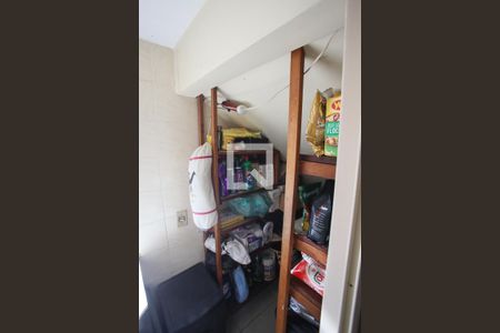 Casa à venda com 540m², 3 quartos e 4 vagas Casa à venda com 540m², 3 quartos e 4 vagasDispensa