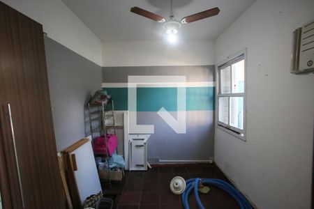 Casa à venda com 540m², 3 quartos e 4 vagas Casa à venda com 540m², 3 quartos e 4 vagasQuarto da Casa dos Fundos