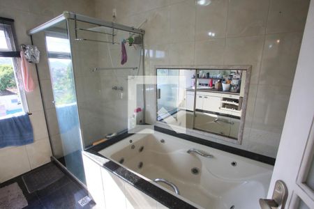 Casa à venda com 540m², 3 quartos e 4 vagas Casa à venda com 540m², 3 quartos e 4 vagasBanheiro da Suíte 1