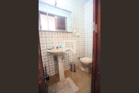 Casa à venda com 540m², 3 quartos e 4 vagas Casa à venda com 540m², 3 quartos e 4 vagasBanheiro Social