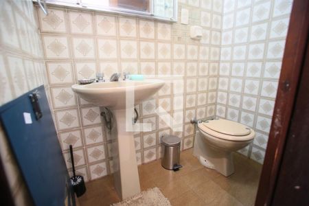 Casa à venda com 540m², 3 quartos e 4 vagas Casa à venda com 540m², 3 quartos e 4 vagasBanheiro Social