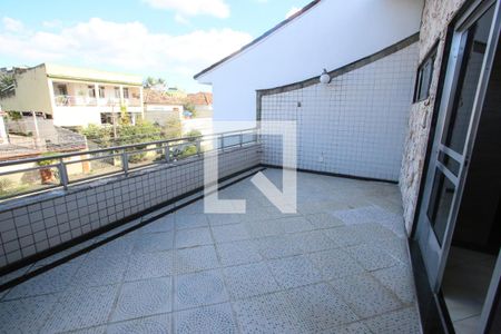 Casa à venda com 540m², 3 quartos e 4 vagas Casa à venda com 540m², 3 quartos e 4 vagasVaranda da Suíte 1