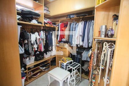 Casa à venda com 540m², 3 quartos e 4 vagas Casa à venda com 540m², 3 quartos e 4 vagasCloset da suíte 1