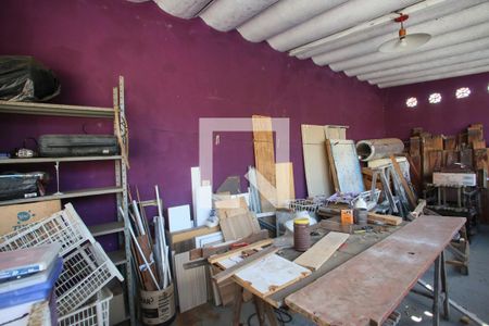 Casa à venda com 540m², 3 quartos e 4 vagas Casa à venda com 540m², 3 quartos e 4 vagasTerraço