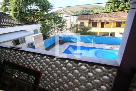 Casa à venda com 540m², 3 quartos e 4 vagas Casa à venda com 540m², 3 quartos e 4 vagasTerraço