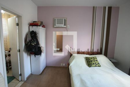 Casa à venda com 540m², 3 quartos e 4 vagas Casa à venda com 540m², 3 quartos e 4 vagasQuarto Suíte 2