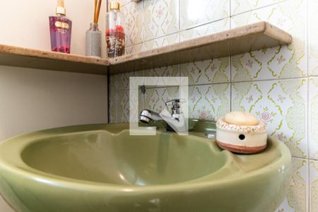 Apartamento à venda com 94m², 3 quartos e 1 vagaBanheiro Social - Torneira