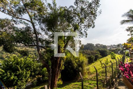 Casa de condomínio à venda com 350m², 4 quartos e 5 vagasQuintal