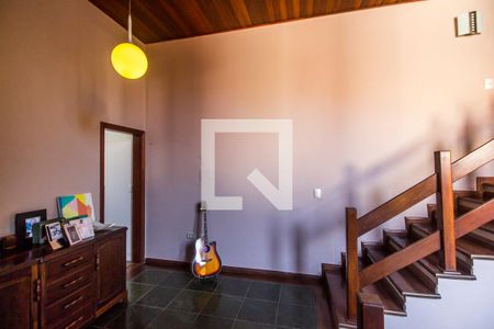 Casa de condomínio à venda com 350m², 4 quartos e 5 vagasSala 2